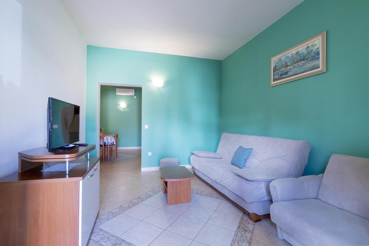 Apartments Kori Funtana Extérieur photo
